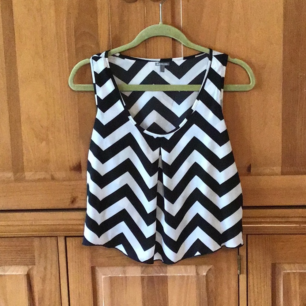Charlotte Russe Zigzag shirt Size XS